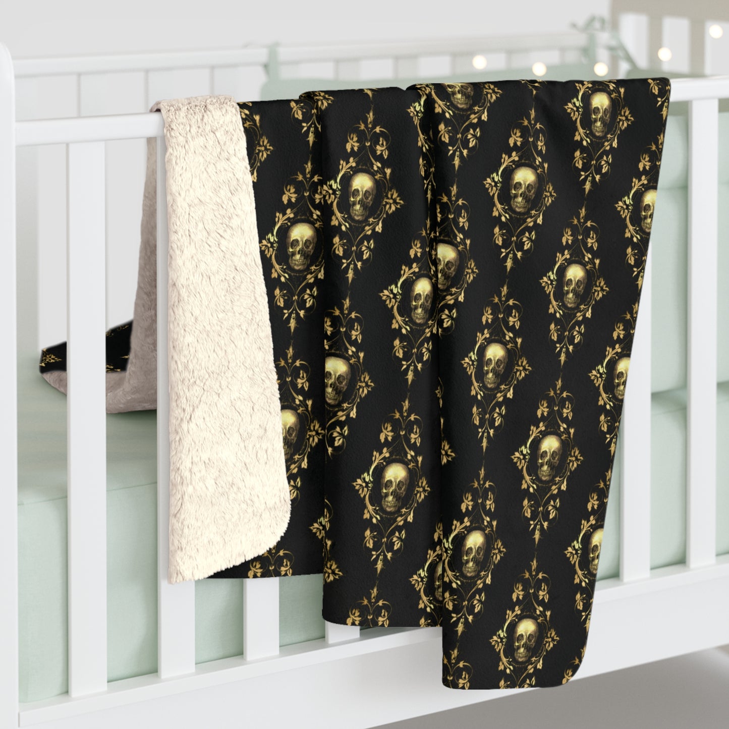 Gilded Gothic Skull - Sherpa Fleece Blanket