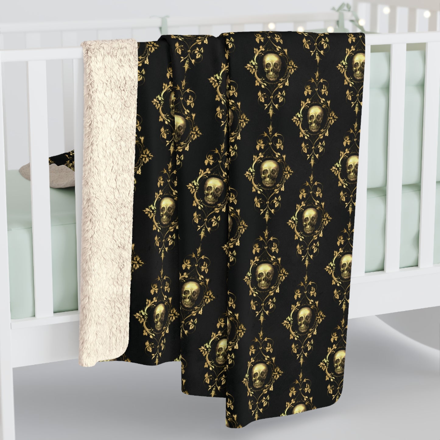 Gilded Gothic Skull - Sherpa Fleece Blanket